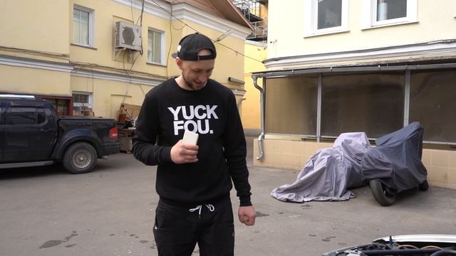 Скайлайн за 250к . Смотрим , что внутри . смотреть онлайн