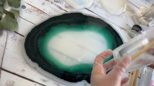 СЕРВИРОВОЧНЫЙ НАБОР из эпоксидной смолы, как сделать? Работа с эпоксидной смолой для новичков