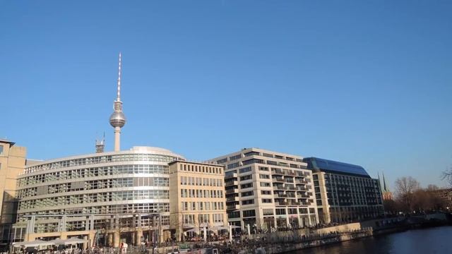 Тот день, когда я таки дошла до Берлинской стены! смотреть онлайн