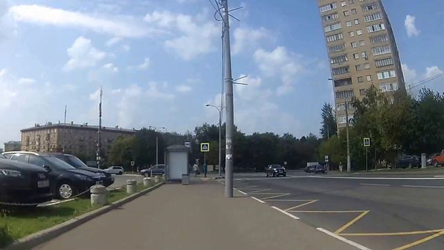 От "Октябрьского поля" до "Щукинской" смотреть онлайн