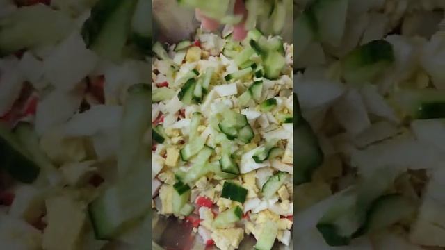 Крабовый Салат | Яркий Сочный И Вкусный смотреть онлайн