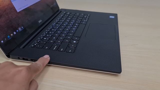 Dell Precision 5520 | Core i7-7820HQ, RAM 16GB, SSD 512GB, Màn hình cảm ứng 4K ips đẹp từng chi tiế смотреть онлайн