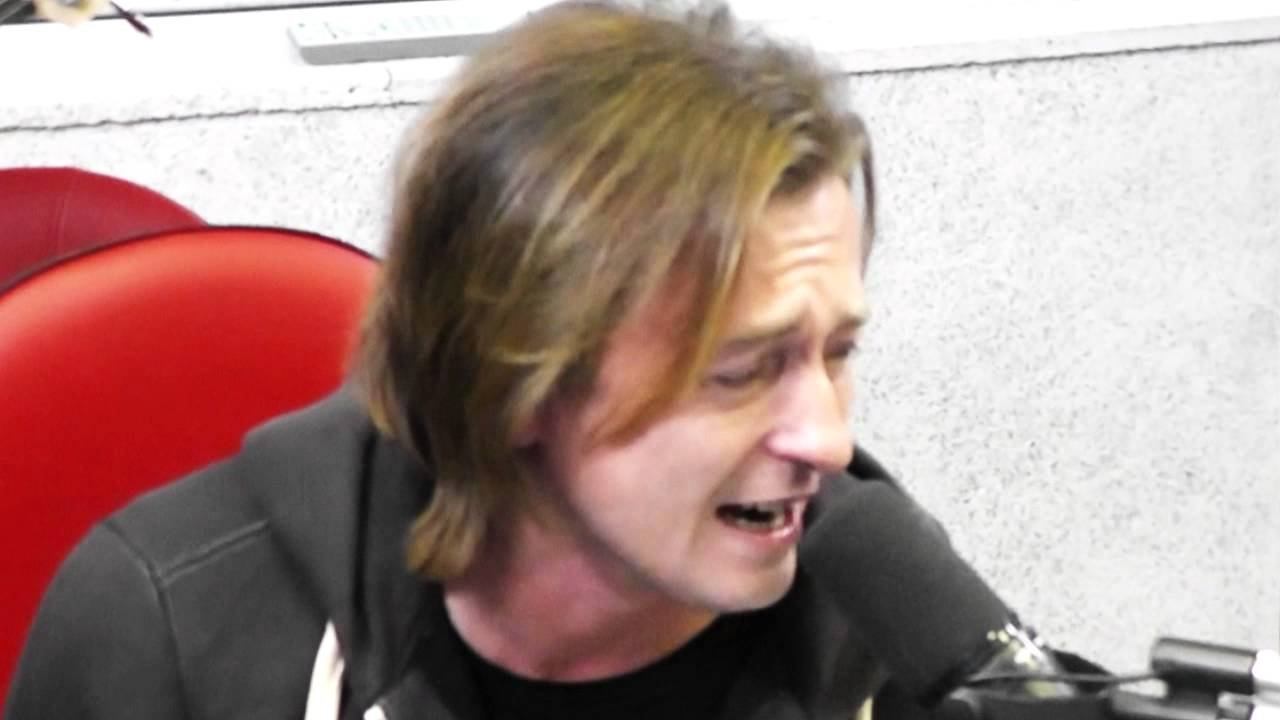 Сергей Безруков - Сыпь Гармоника (стихи Сергея Есенина) смотреть онлайн