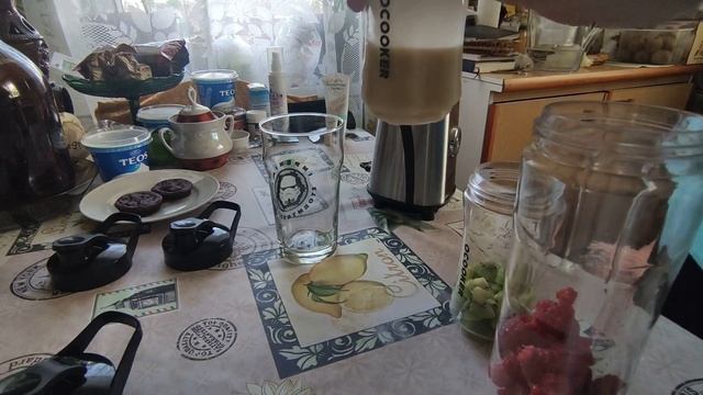 Хотела послойный коктейль, а получилось просто смузи.??? смотреть онлайн