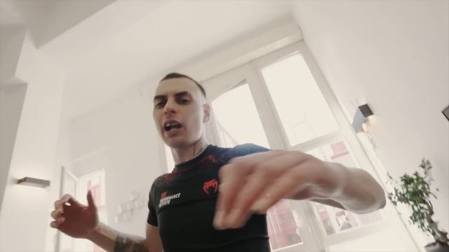 Traffik ft. Gallagher - BURNOUT | Hosted by Youngotti смотреть онлайн