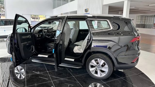 2023 Geely Okavango Black смотреть онлайн