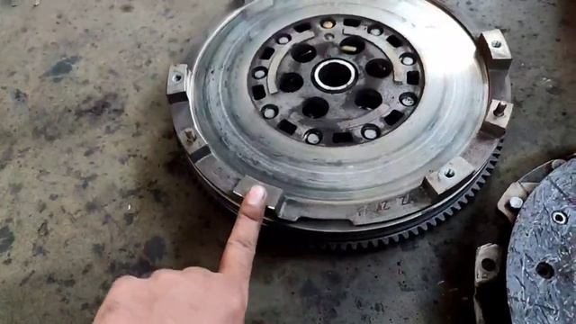 Cheverlot Cruze Clutch Price // Malayalam