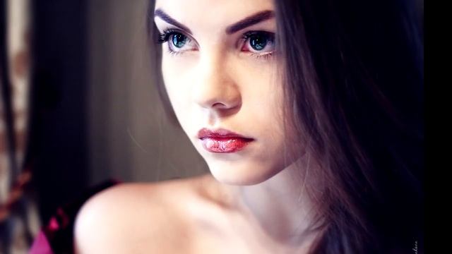 Emika - Drop The Other смотреть онлайн
