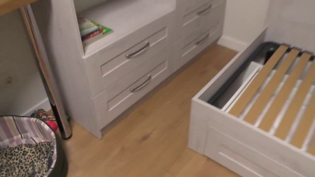 Мебель в детскую с ДСП Cleaf. Детская кровать. смотреть онлайн