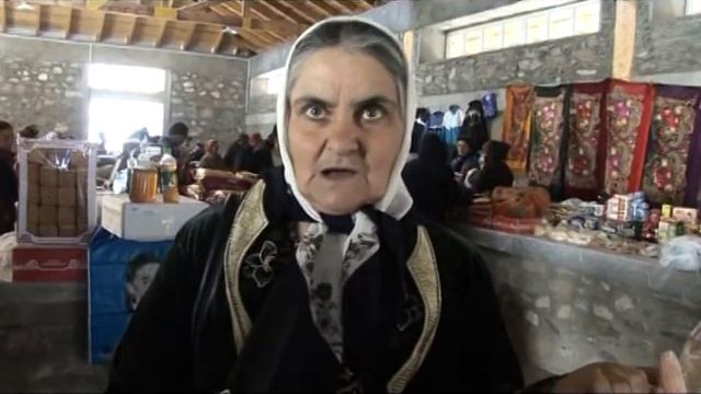 Приграничный рынок в Хороге смотреть онлайн