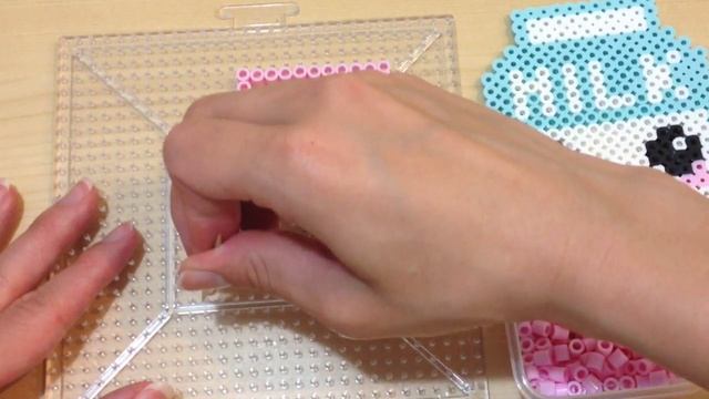 Kawaii Milk Perler Bead Crafting Tutorial смотреть онлайн