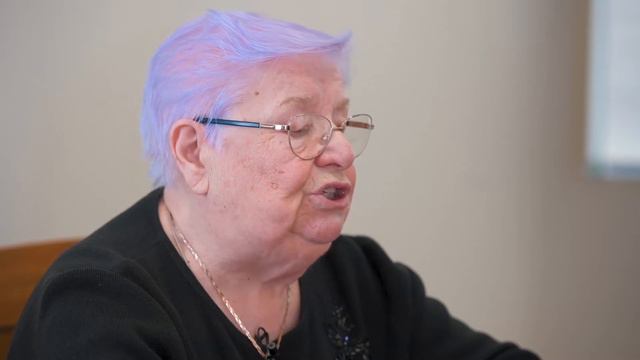 Окунитесь в историю первых химчисток Ленинграда. Интервью с Голивкиной Т.И. смотреть онлайн