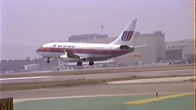 10 ФАКТОВ О САМОЛЕТАХ BOEING 737. ИФ №6 AVSIM RADIO смотреть онлайн