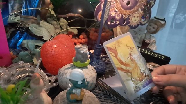 Кто вас обманывает? Выявляем )) Онлайн-расклад смотреть онлайн