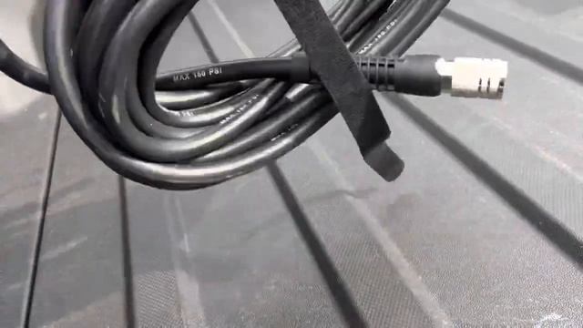 Rivian R1T Drain Plug + Air Compressor смотреть онлайн