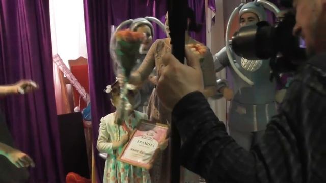 Выпускной в сказке 2018 смотреть онлайн