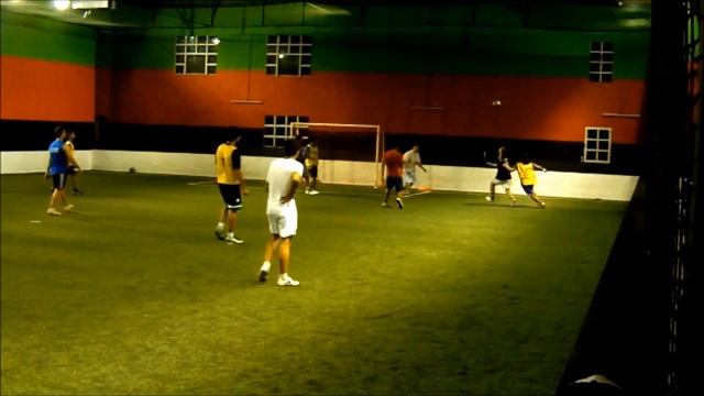 Football Tutorial How To Do The Rainbow Flick Easily + In Game Match Footage смотреть онлайн