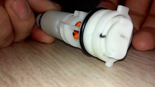 Котел не греет воду. Чистка фильтра Bosch Gaz 6000 Ч.2 смотреть онлайн