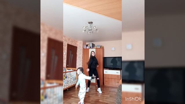 Ева хочет #танцевать, телу танцевать #надо #люблю #танцы #мояжизнь #моямалышка #танец #ра #та #i #e смотреть онлайн