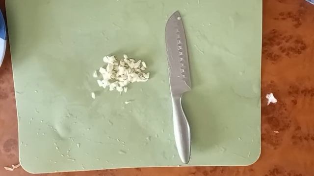 ЭКОНОМНОЕ МЕНЮ: Гуляш из курицы. ВКУСНО И ПРОСТО! (РЕЦЕПТ) смотреть онлайн