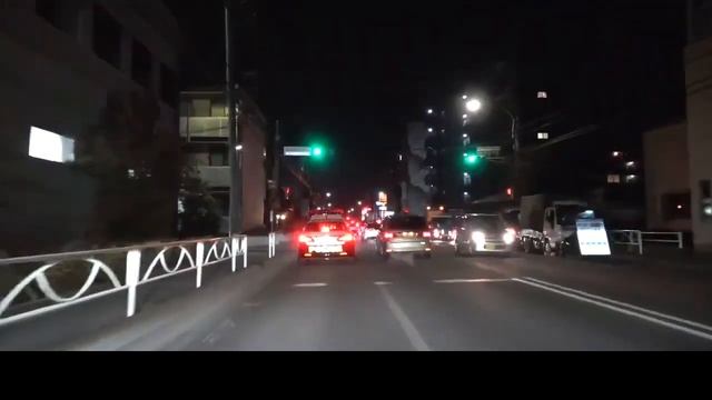 制限速度50km/h道路30km/hで警邏するパトカー【甲州街道 ルート20】 смотреть онлайн
