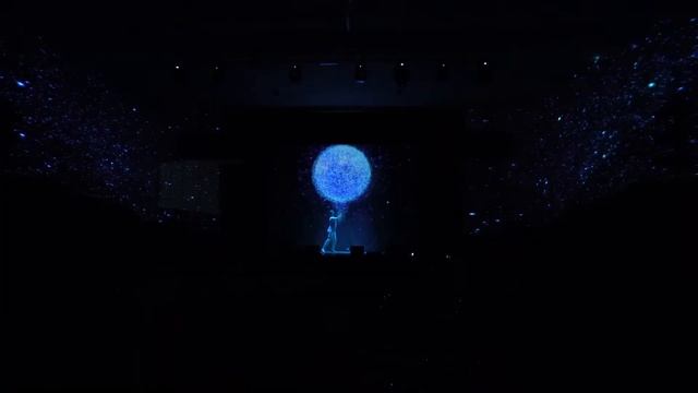 Голографическое шоу / Holographic Performance   «Микрохирургия».