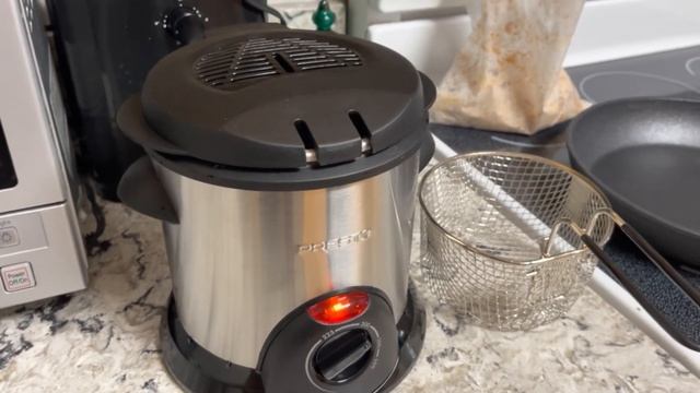 Presto mini deep fryer with a basket смотреть онлайн