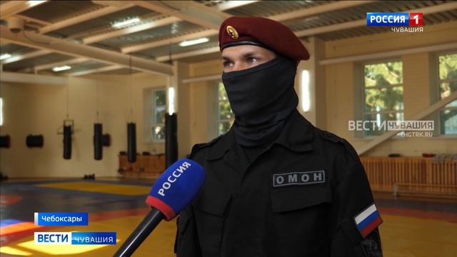 2 бойца спецподразделений из Чувашии сдали нормативы на право ношения крапового берета смотреть онлайн