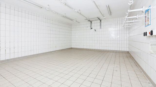 empty room, Behringer Poly D, Korg monologue, Uhl X3-2 Smooth, смотреть онлайн