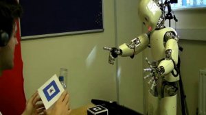 iCub robot learning names of shapes and colours
