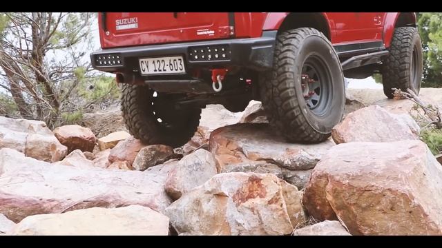 SUZUKI SAMURAI & JIMNY VS JEEP XJ @ GEARUP!
