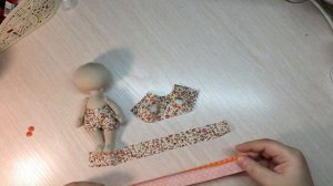 МК + выкройка Текстильная кукла-брелок. Часть2. Одежда и обувь..mp4