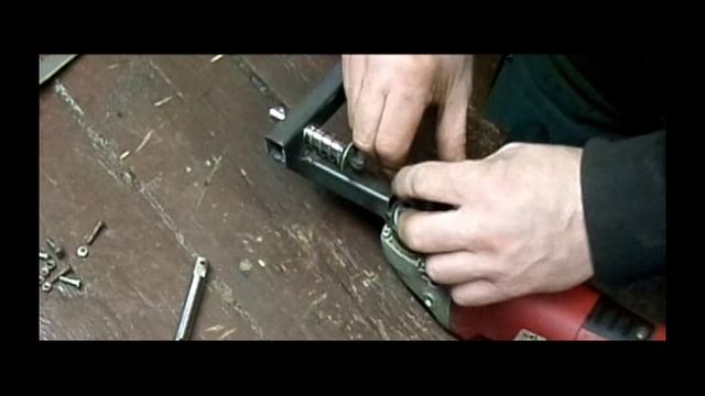 Болгарка-ножовка .avi