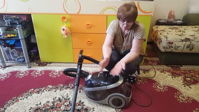 Пылесос Самсунг - УЖАС! Я очень разочарована! Обзор пылесоса. смотреть онлайн