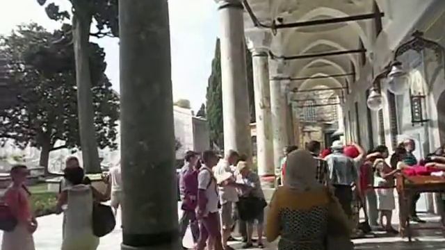 Palais topkapi __ Istanbul __ Turquie : Petite vue de l'interieur смотреть онлайн