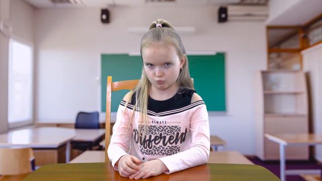 Если бы все в школе говорили правду - смешные школьные вайны от Valery Time смотреть онлайн