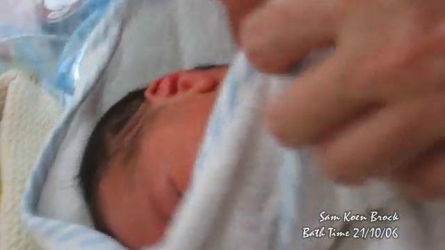 Sam Koen (Bath Time 21-10-2006) смотреть онлайн