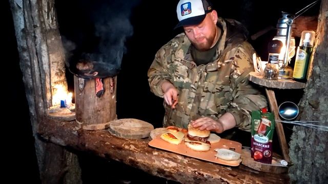 ПНД / НОЧЕВКА В ЛЕСУ/ ГАНБУРГЕРЫ / ОТДЫХ / BUSHCRAFT / УКРЫТИЕ ОТ ДОЖДЯ смотреть онлайн