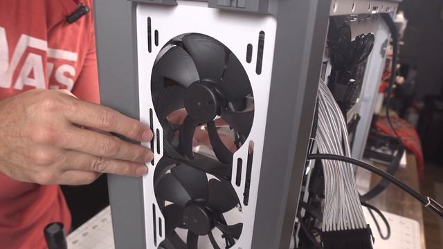 Secret PC Build - Intel 13th Gen and Radeon RX 6800 XT Inspired by Paul's Hardware смотреть онлайн