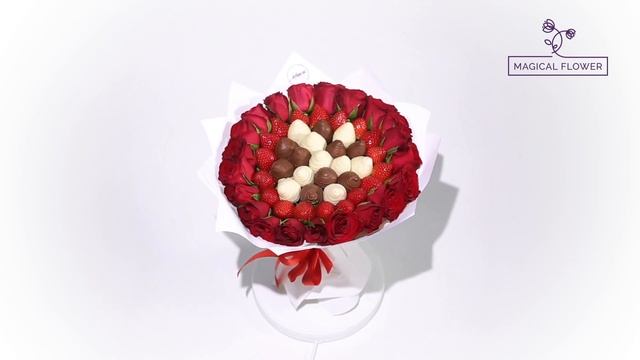 Букет из клубники (Салют размер М) смотреть онлайн