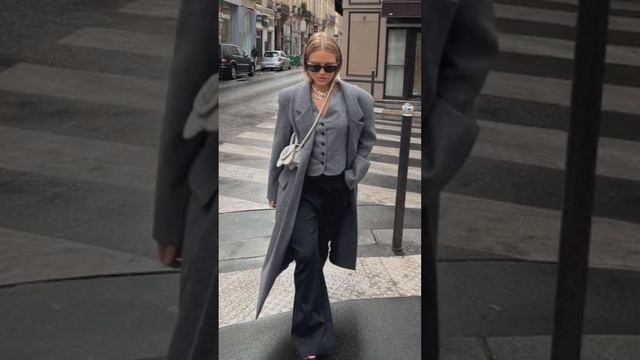 Серый-новый черный в этом году?Больше о цвете и стилизации образов: Https://t.me/elizzzstyle