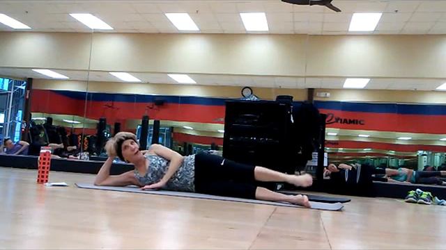 Ellen Goren's December 15, 2016 Pilates class смотреть онлайн