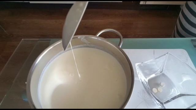 ✅Как сделать полезный и вкусный кефир? Домашний Кефир из молока ✅ Очень простой рецепт!!! смотреть онлайн