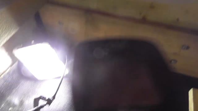 Что стало с полом за 6 лет без пароизоляции, с верху и снизу стоит ветрозащита juta 85, эковата смотреть онлайн