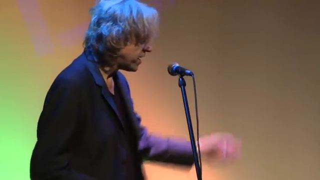 YouBloom Promo featuring Bob Geldof, Phil Harrington, Marina V, and Neev Kennedy. смотреть онлайн