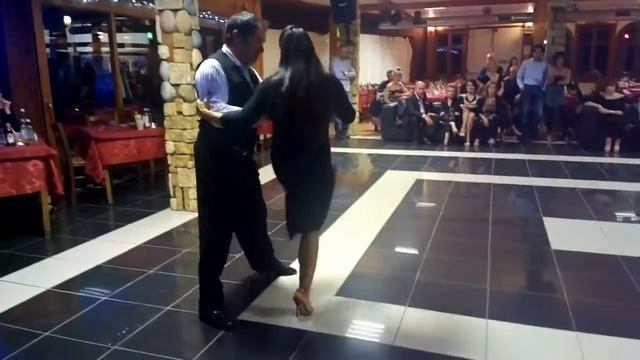 Grillo Bianco lezione di Tango Nuevo con Ivan Ridolfi y Laura Biafòre смотреть онлайн