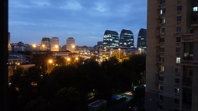 【4K】An ordianry sunset in Beijing смотреть онлайн