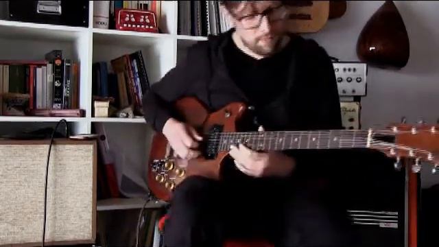 Vintage Roland G303 guitar and Gr300 Synthesizer demo смотреть онлайн
