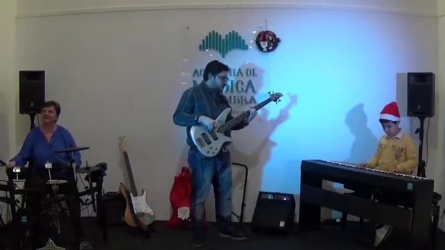 Américo Alçada Piano Prof João Ferreira Penguin Heat Wave Mona Rejino Dez 2016 смотреть онлайн