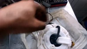 Hyundai Tucson TL 2.0 замена топлевного фильтра